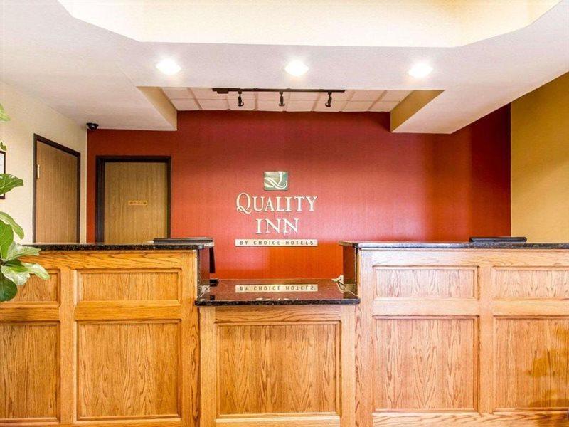 Quality Inn Pontiac Exterior photo